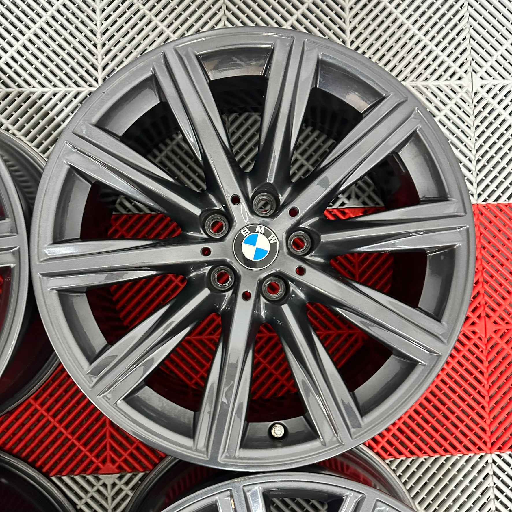 Jante BMW Seria 5 G30 G31 R18