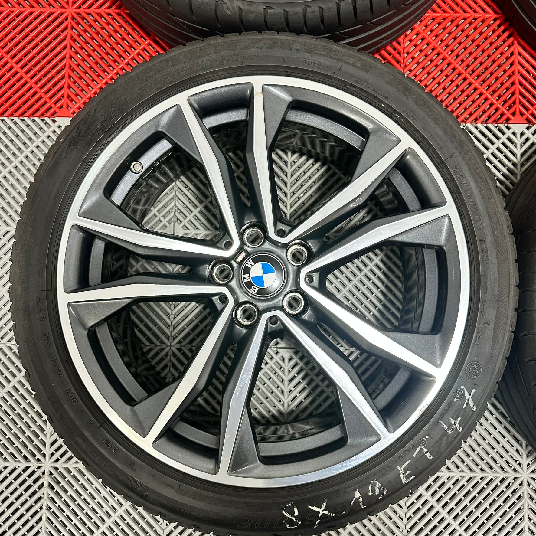 ☀️Jante BMW X1 X2 R19 M anv vara 225 45 19