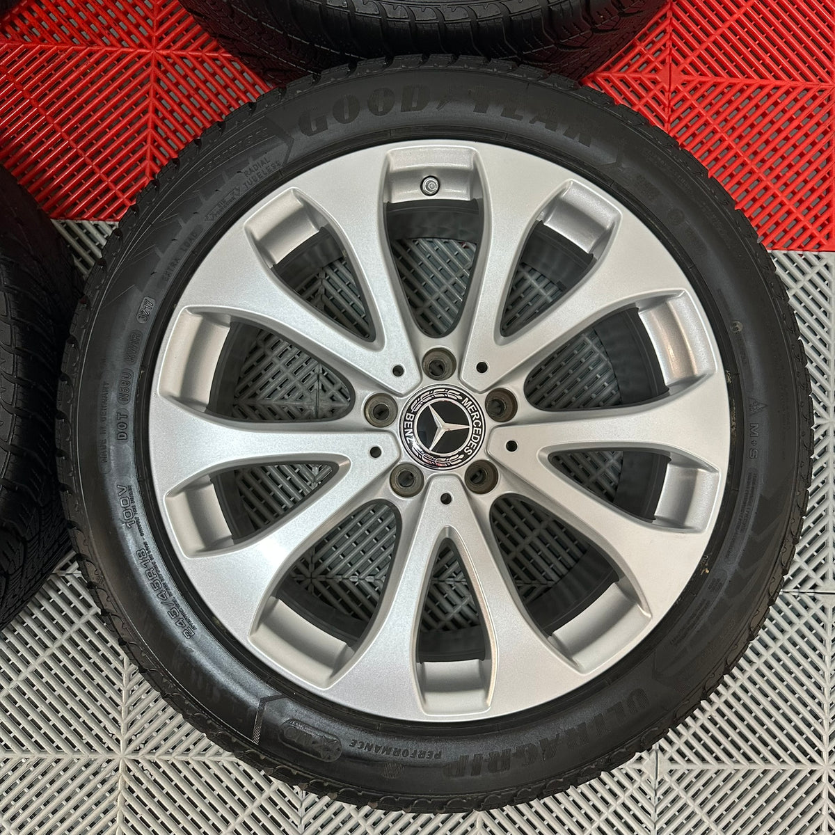 ❄️Jante Mercedes E Class V Class W213 W212 W447  anv iarna 245/45/18