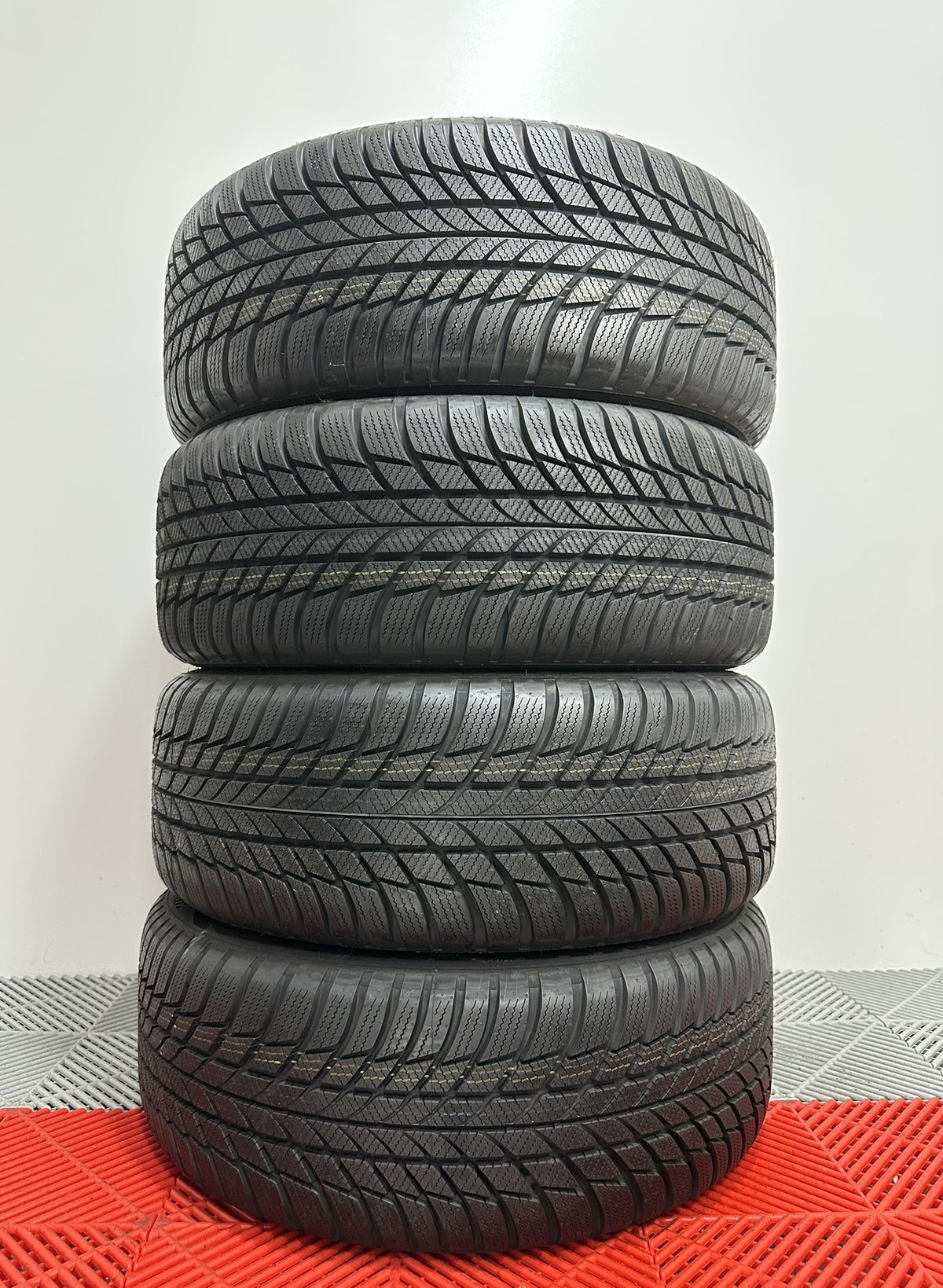 ❄️Jante Mercedes CLA A B Class R18 NOI anv iarna 225/45 R18