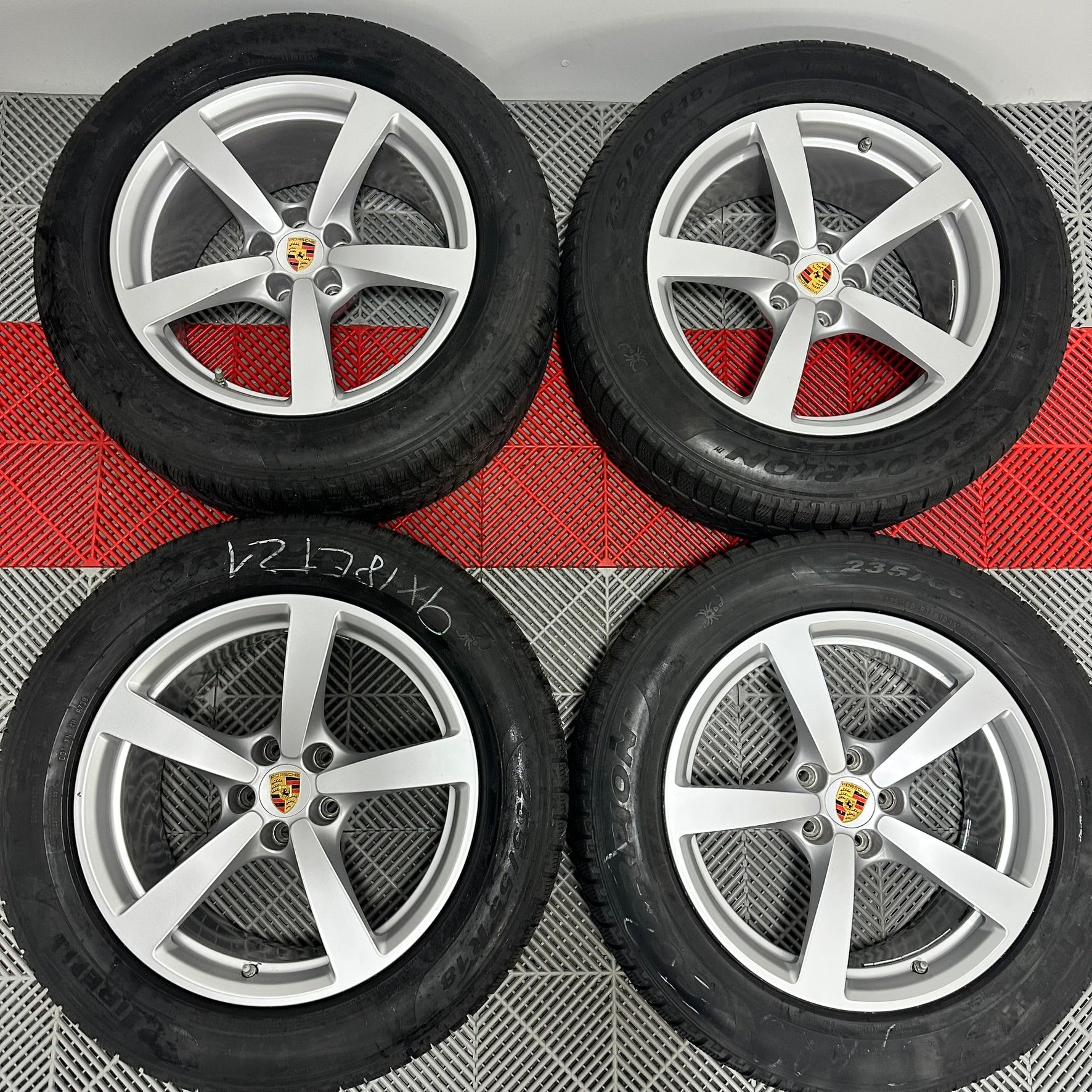 ❄️Jante Porsche Macan R18 anv iarna