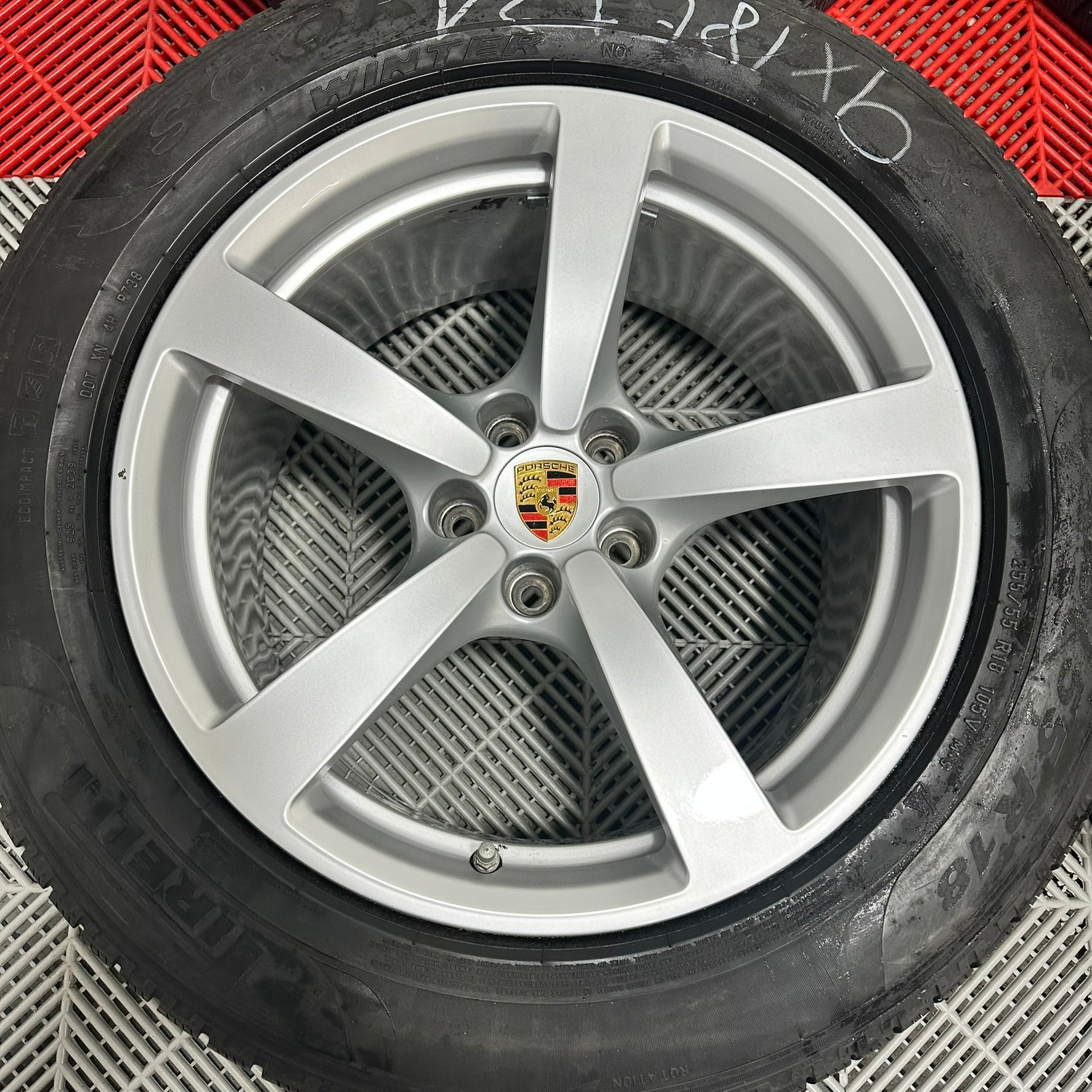 ❄️Jante Porsche Macan R18 anv iarna