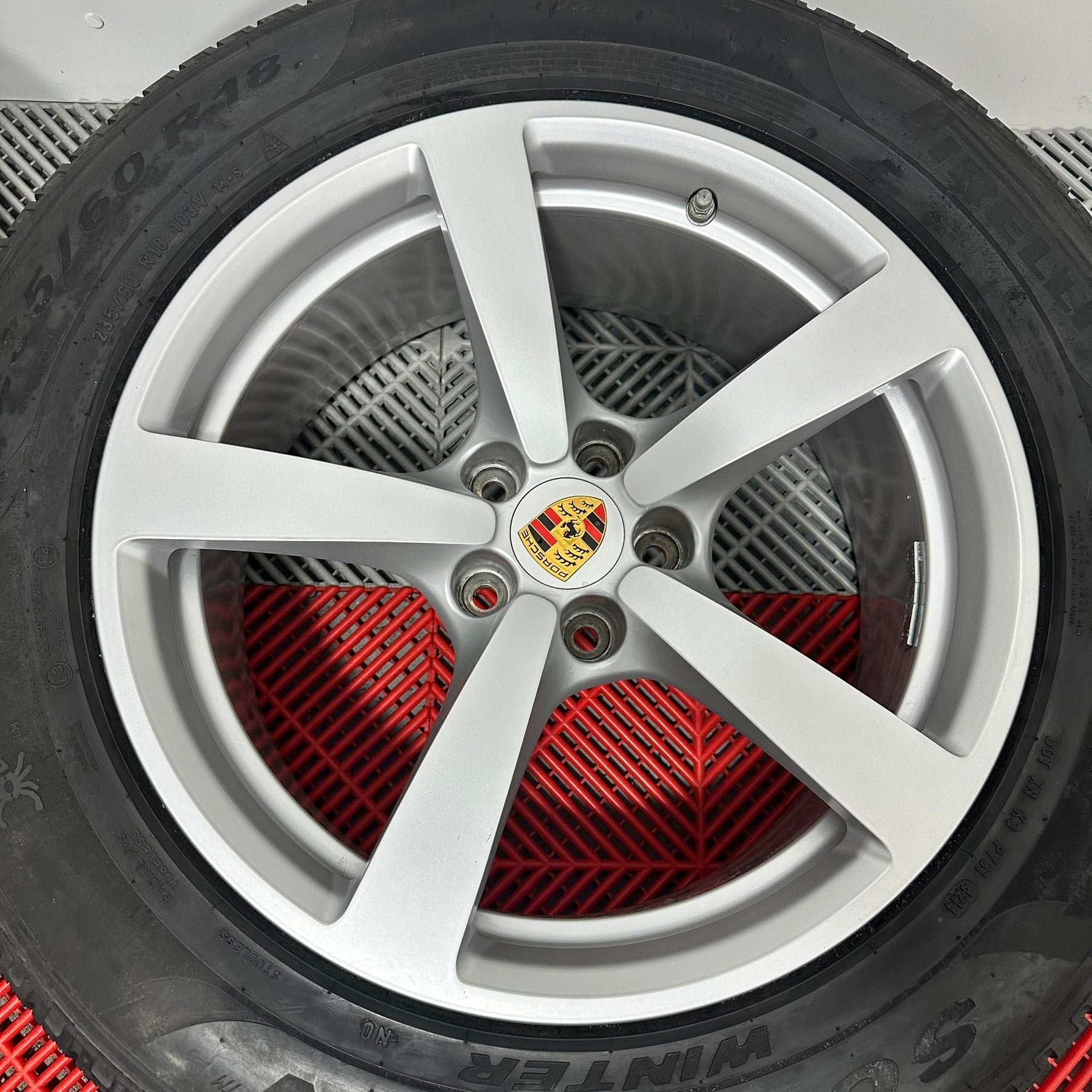 ❄️Jante Porsche Macan R18 anv iarna