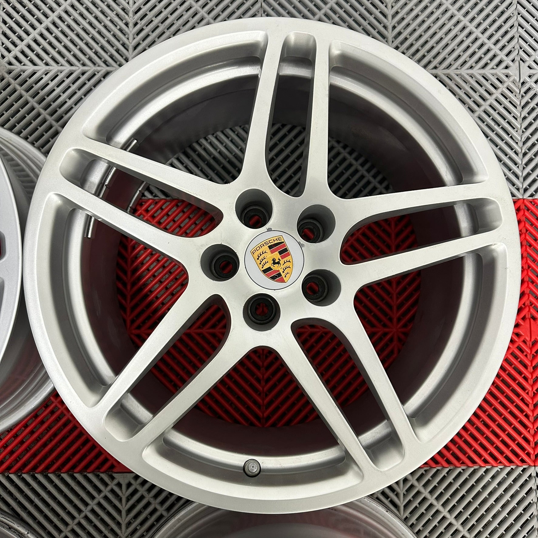Jante Porsche Macan R18