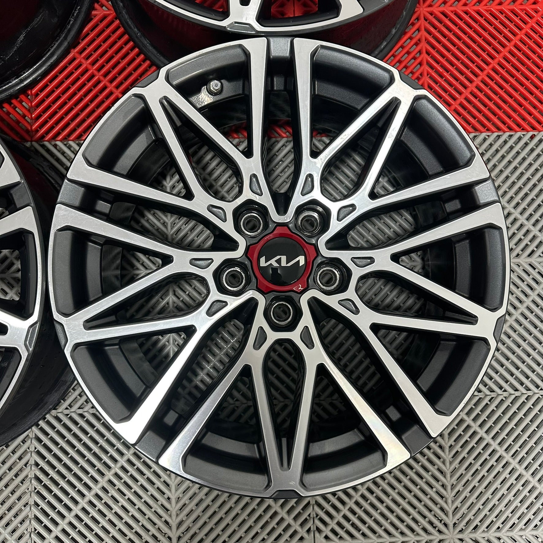 Jante Kia ProCeed GT Sportage R18  Sorento Niro Soul