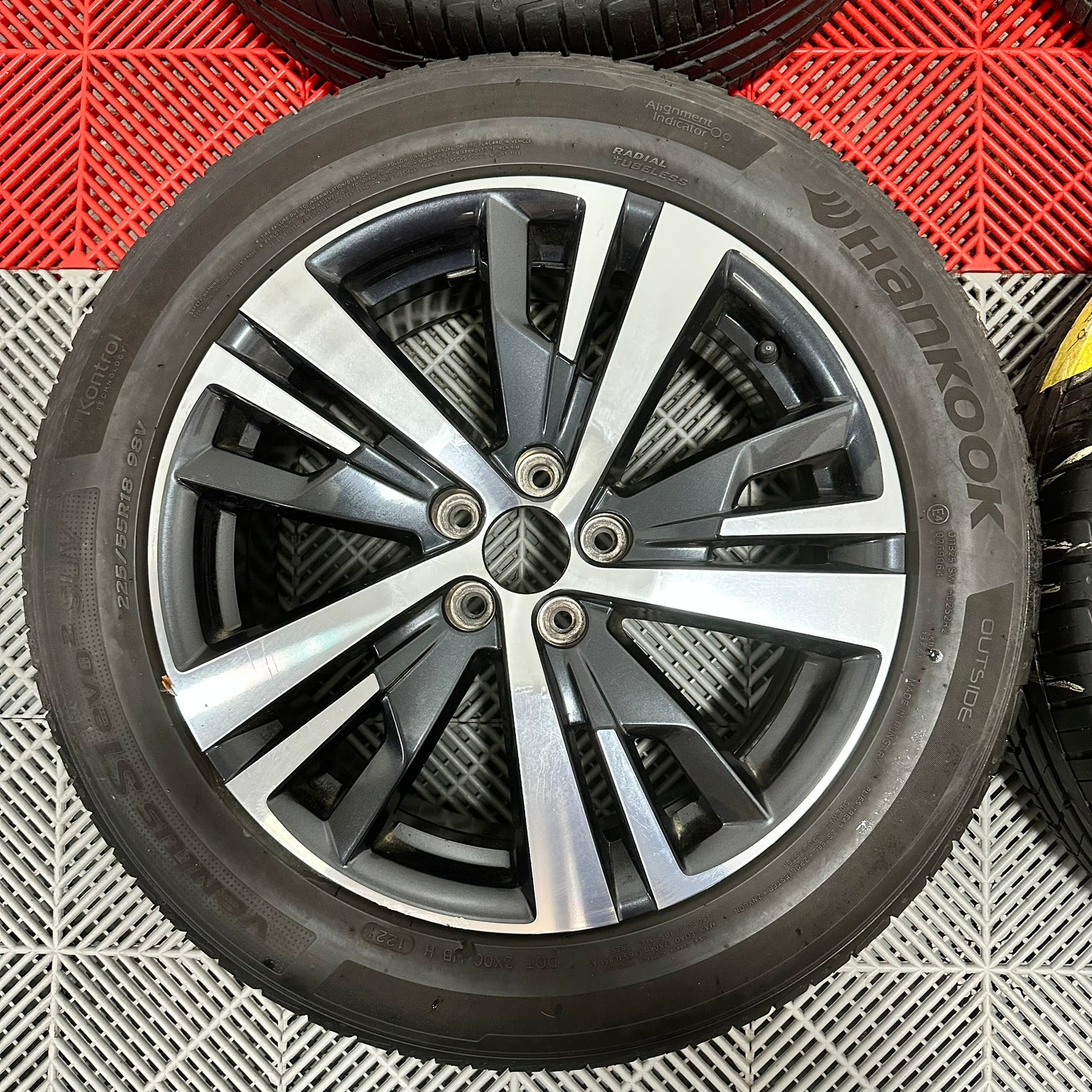 ☀️Jante Peugeot 3008 R18  anv vara 225 55 18
