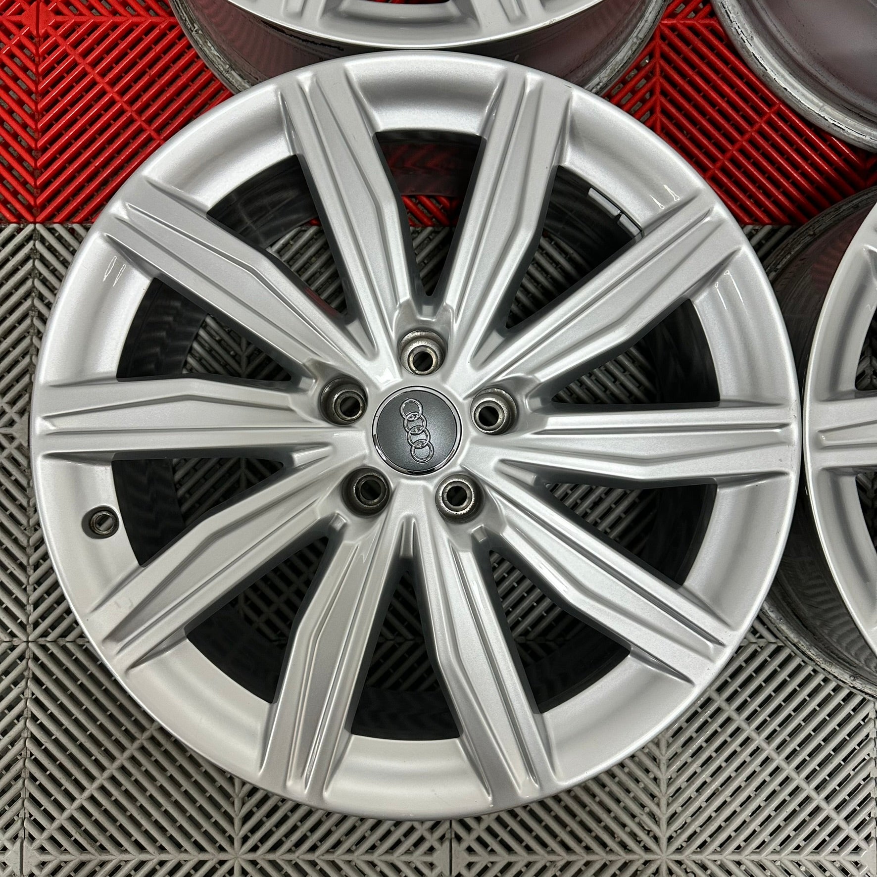 Jante Audi A6 4K R19