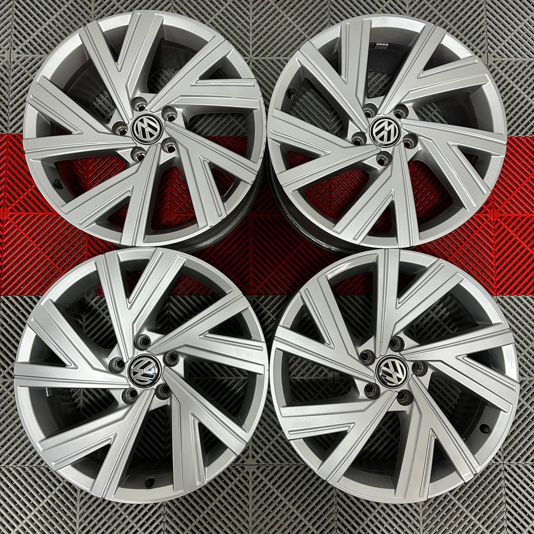 Jante VW Golf GTI R18 "Bergamo"