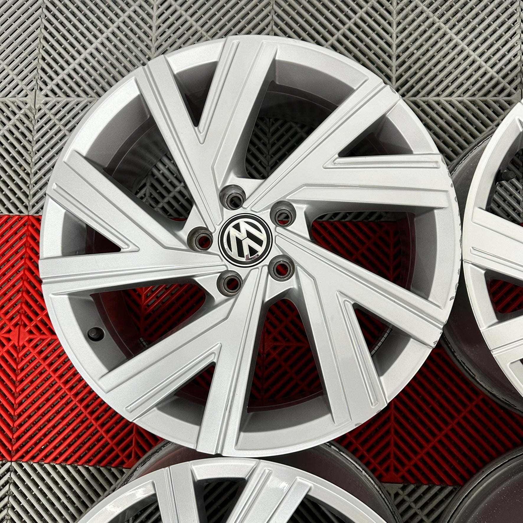 Jante VW Golf GTI R18 "Bergamo"