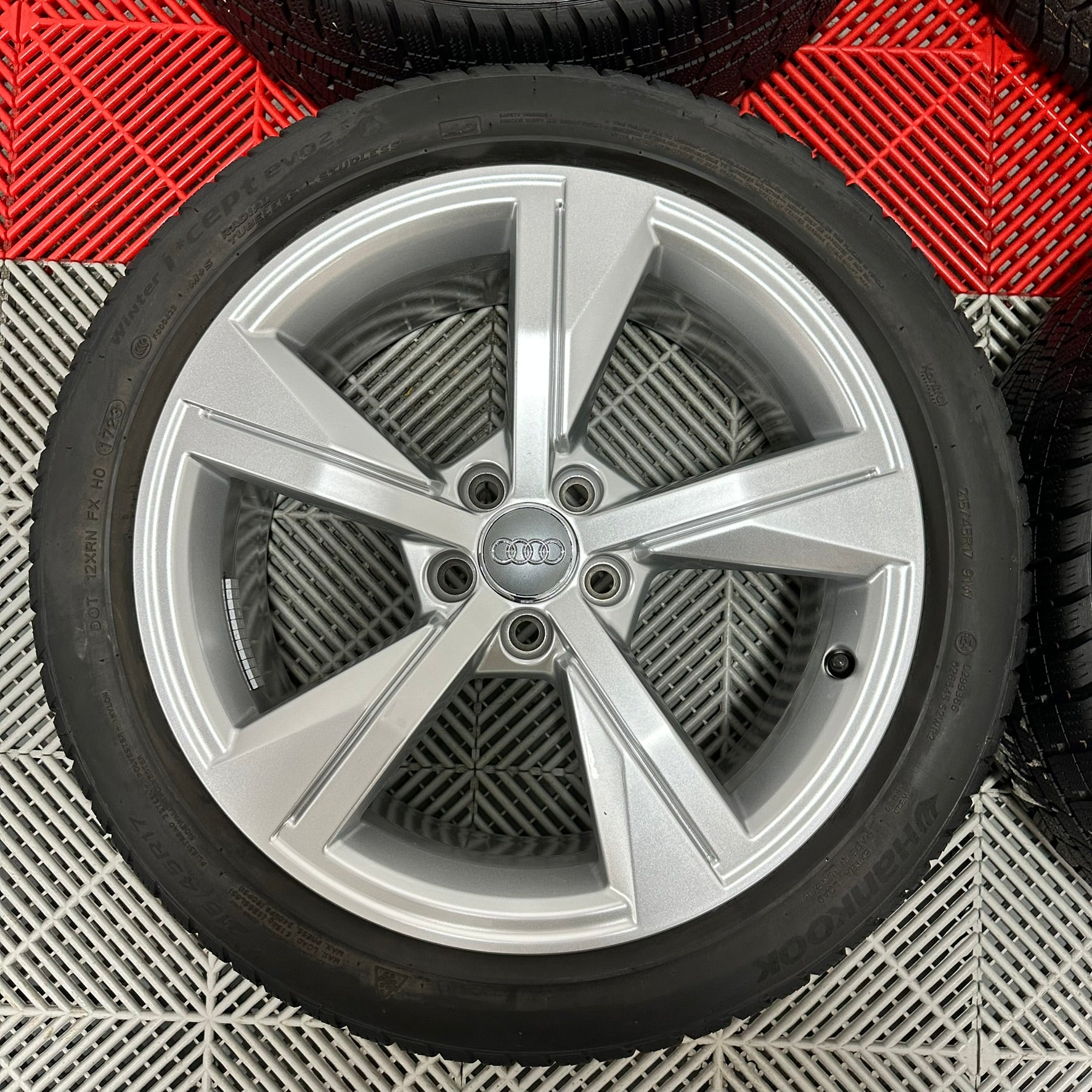 ❄️Jante Audi A1 R17 anv iarna 215 45 17
