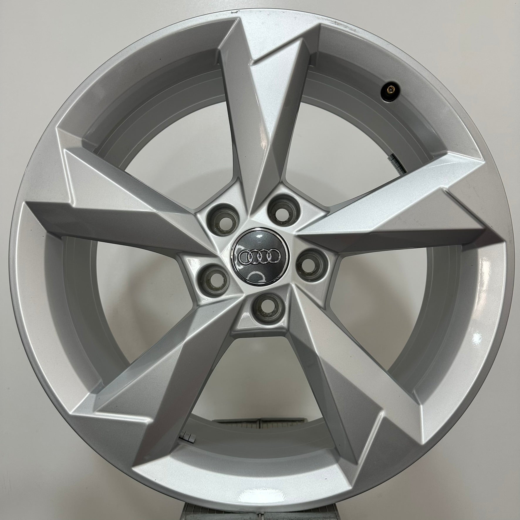 Jante Audi Q3 R19