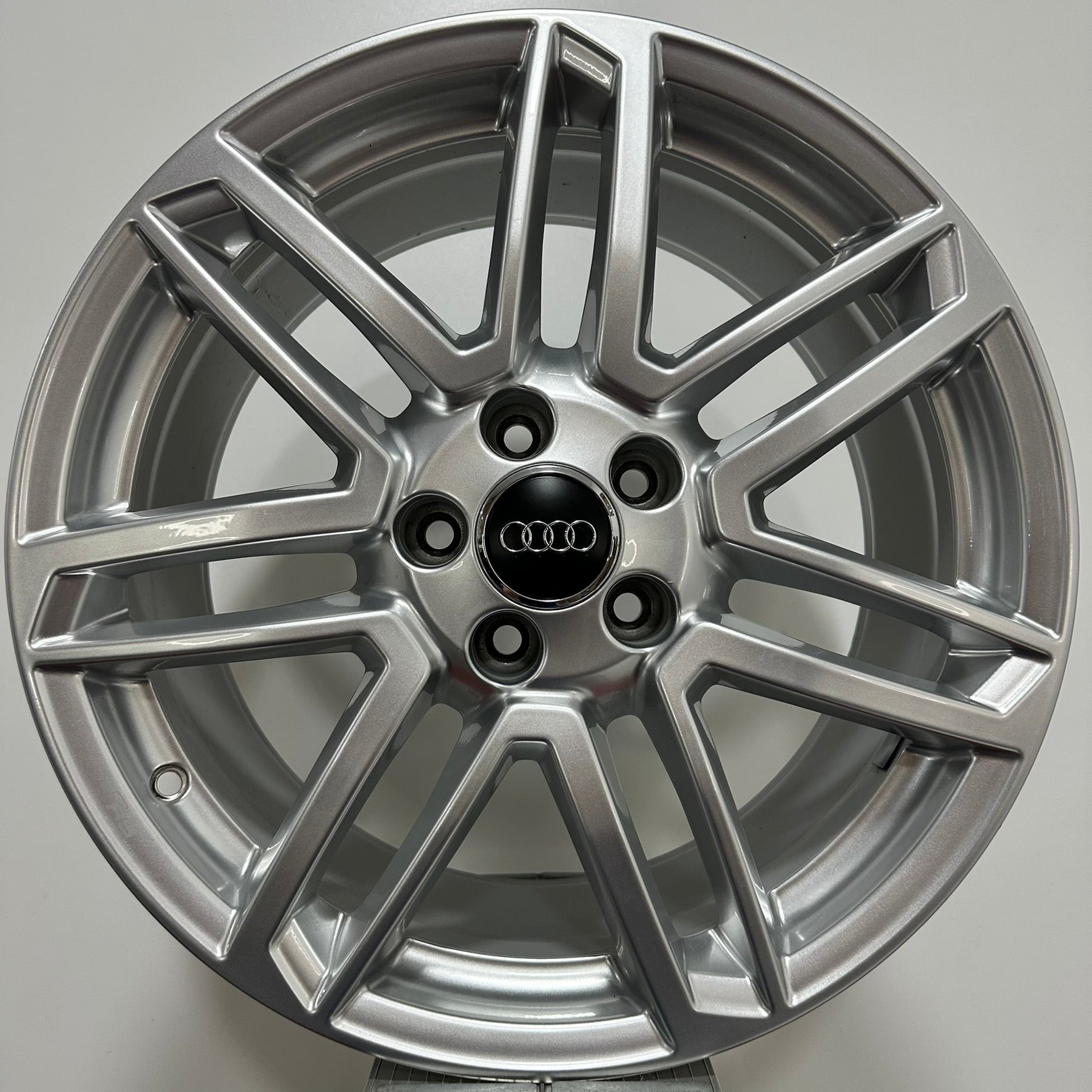 Jante Audi TT  TTS A3 R18