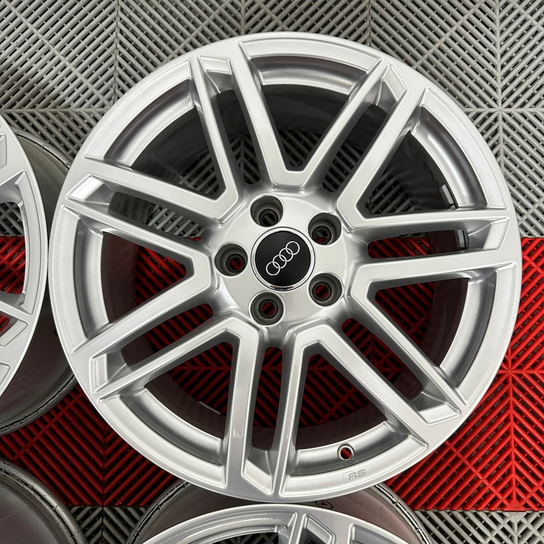 Jante Audi TT  TTS A3 R18