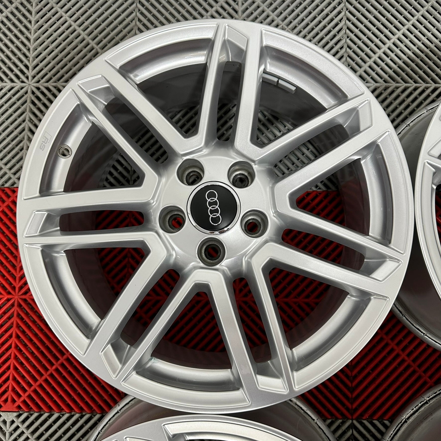 Jante Audi TT  TTS A3 R18
