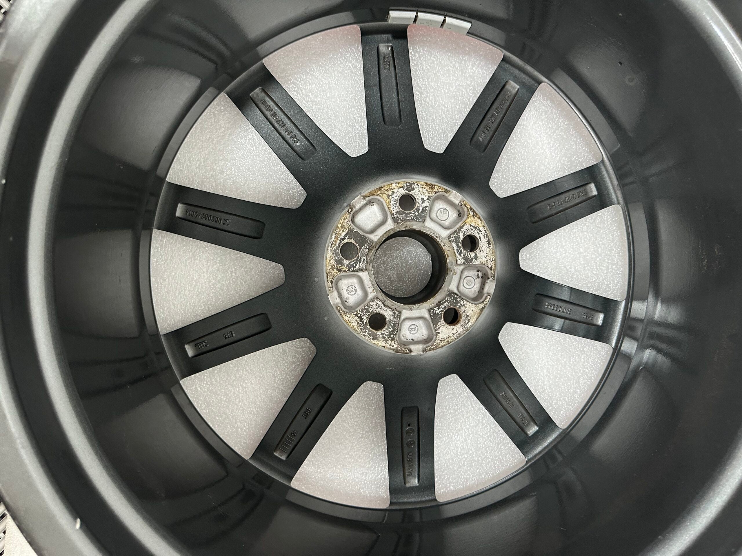 Janta Audi 9.0Jx20 ET33 Q7 4m