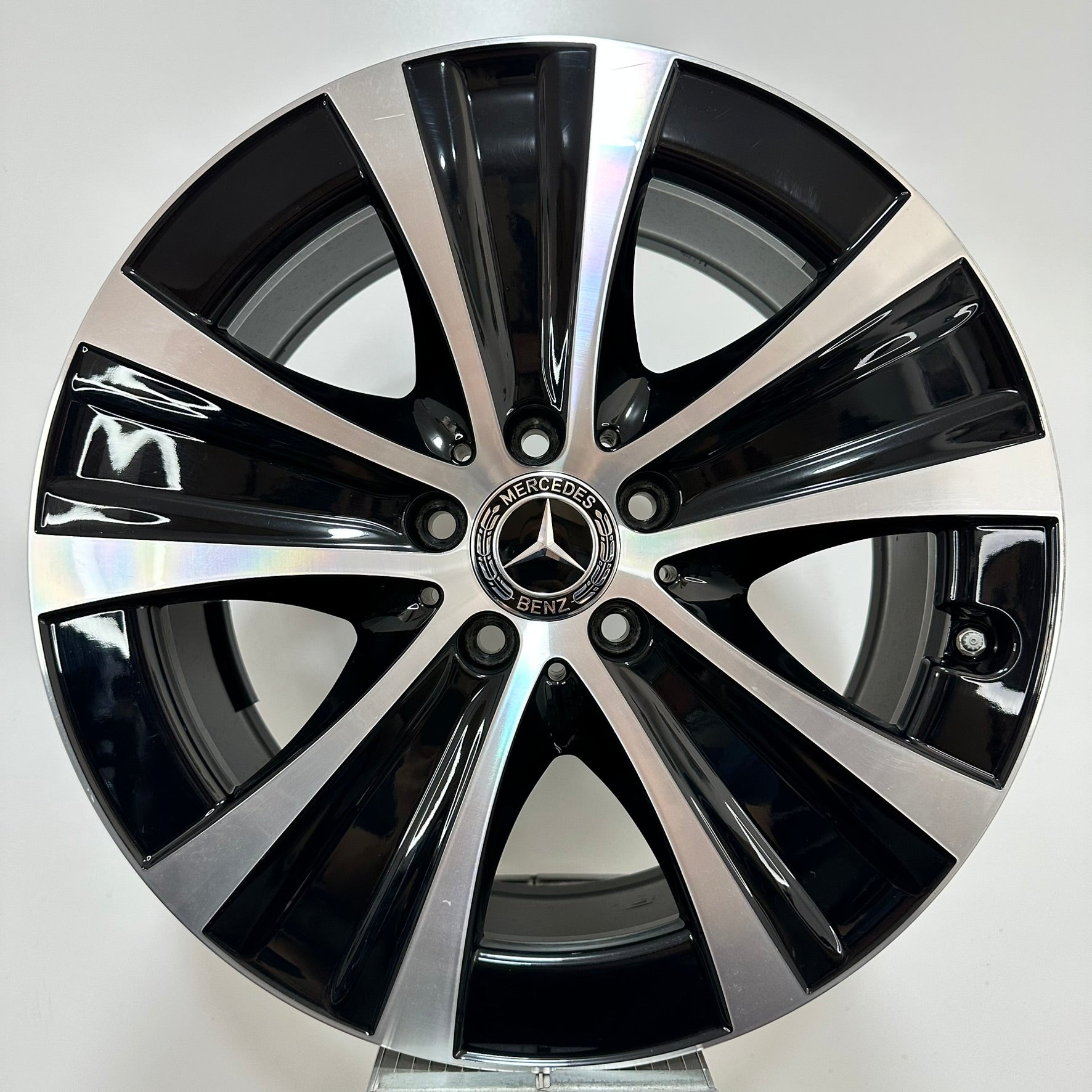 Jante Mercedes E Class W213 R18