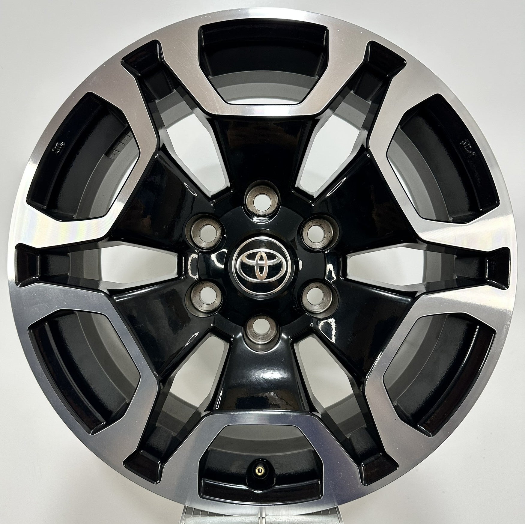 Jante Toyota Hilux  R18
