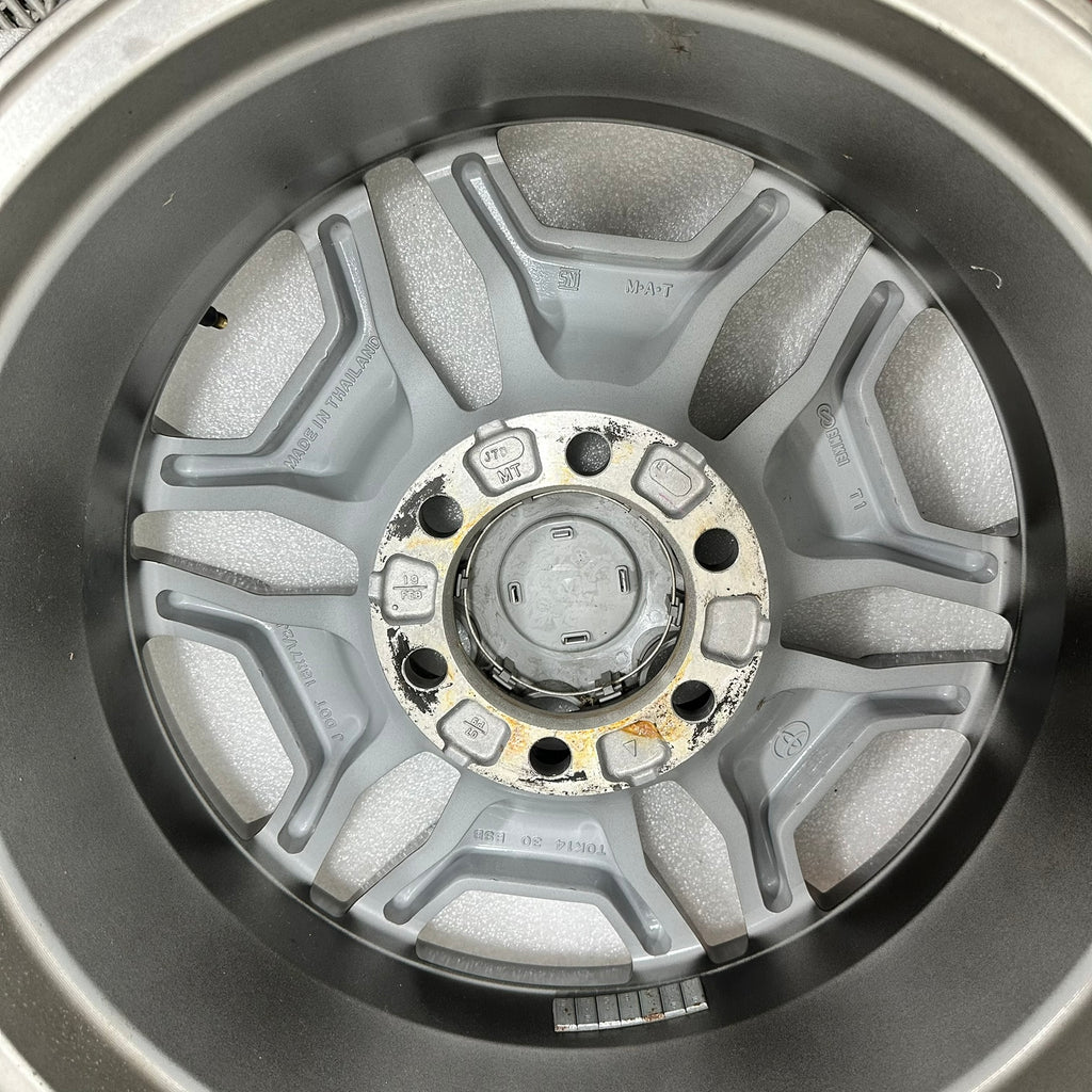 Jante Toyota Hilux  R18