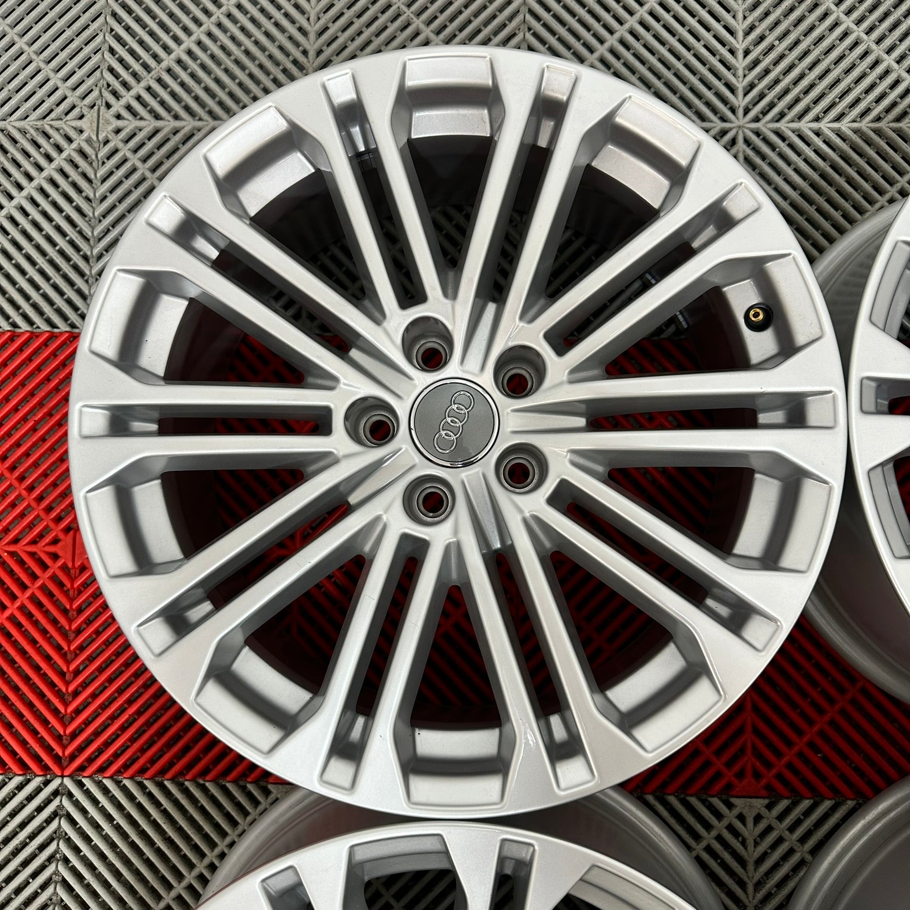 Jante Audi A5 R18 NOI A4 A6 Q5