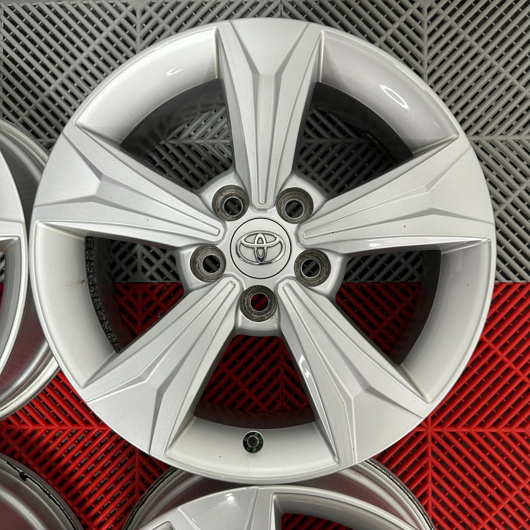 Jante Toyota C-HR  Yaris- Corolla- Cross  R 17