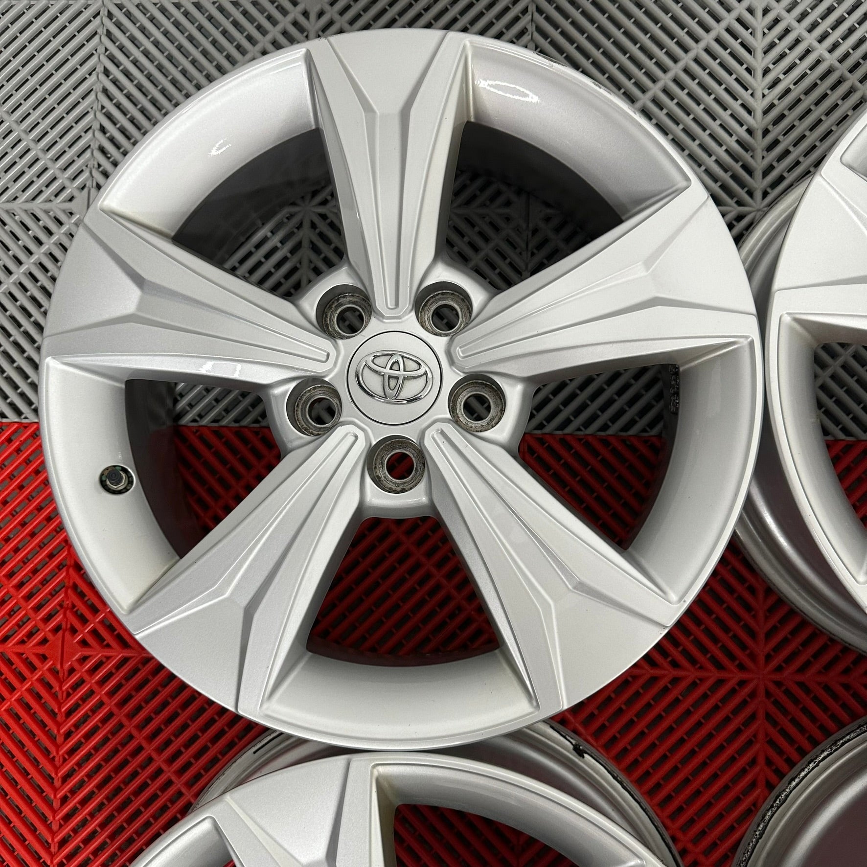 Jante Toyota C-HR  Yaris- Corolla- Cross  R 17