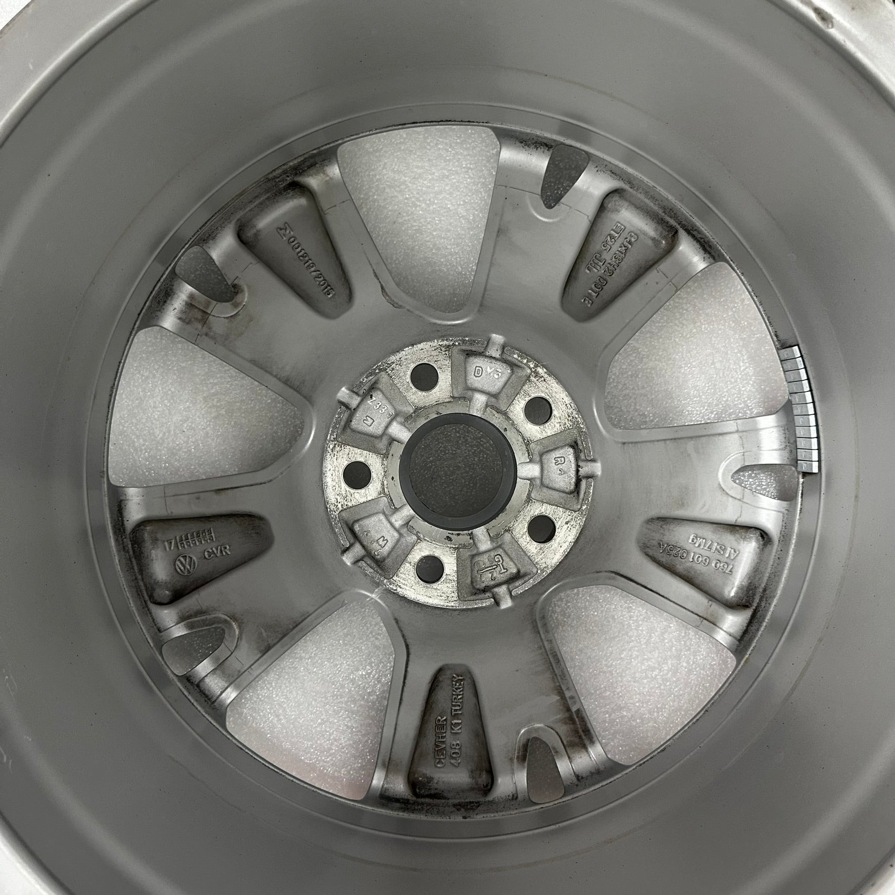 Janta VW Touareg R18 8jx18 ET 25