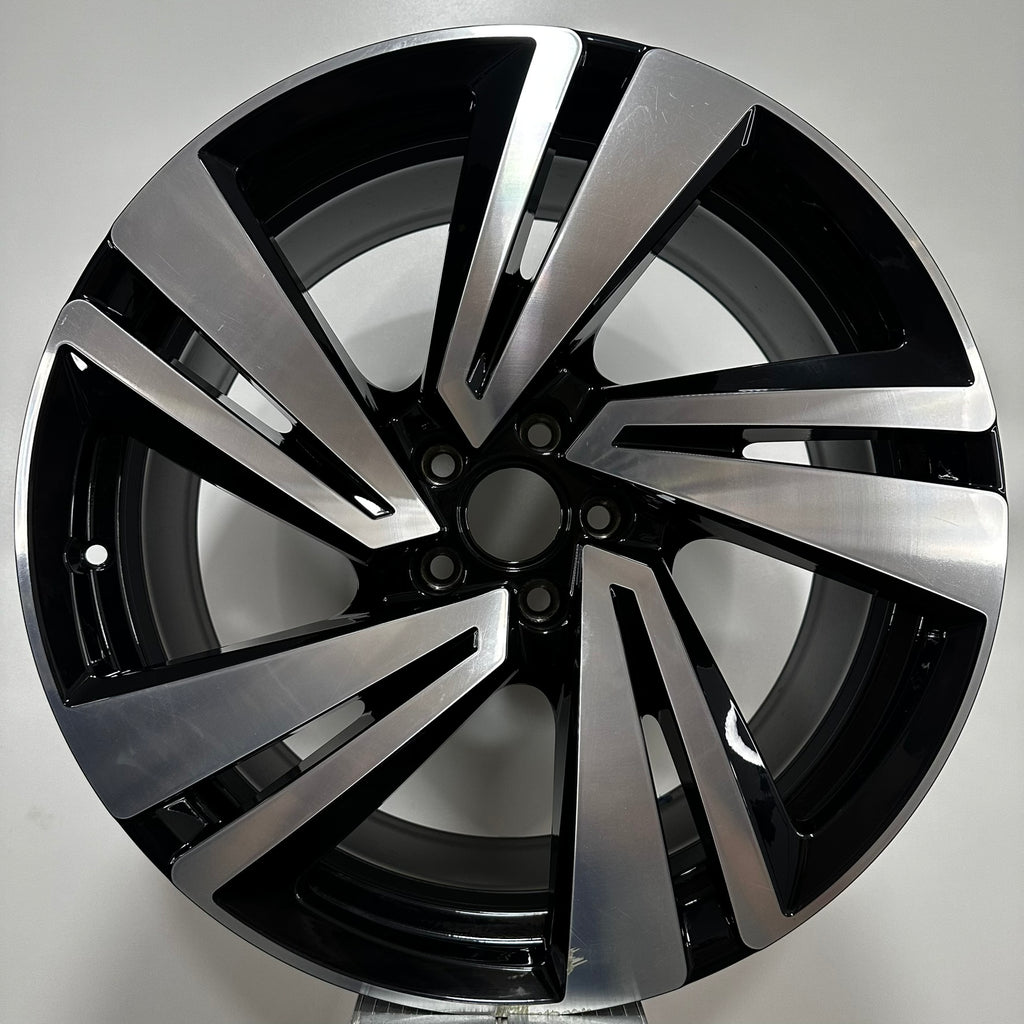 Janta VW Touareg III R20 9Jx20 ET33 "Nevada"