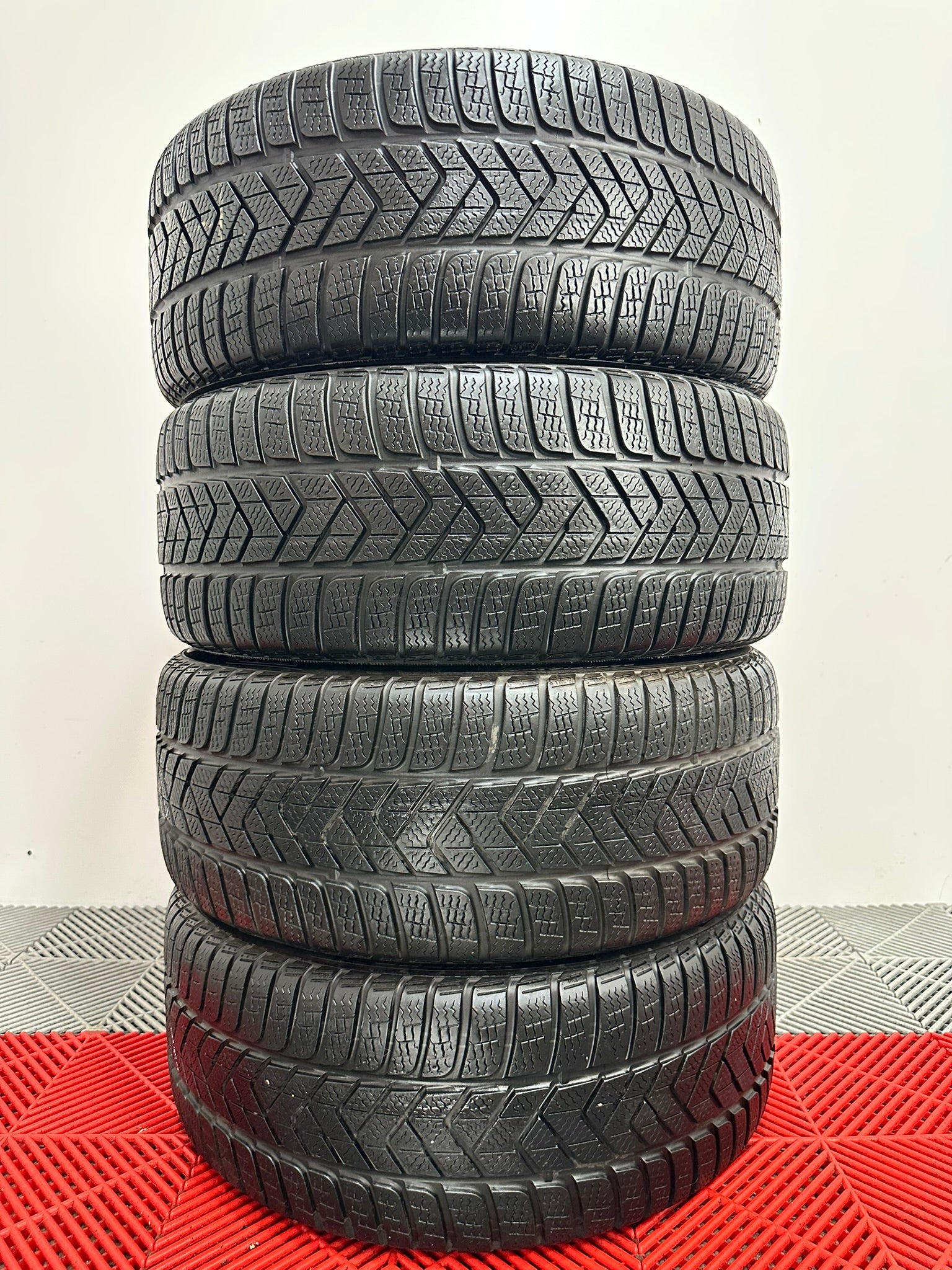 ❄️Jante Audi A4 B9 B8 R18 anv iarna 245/40 R18
