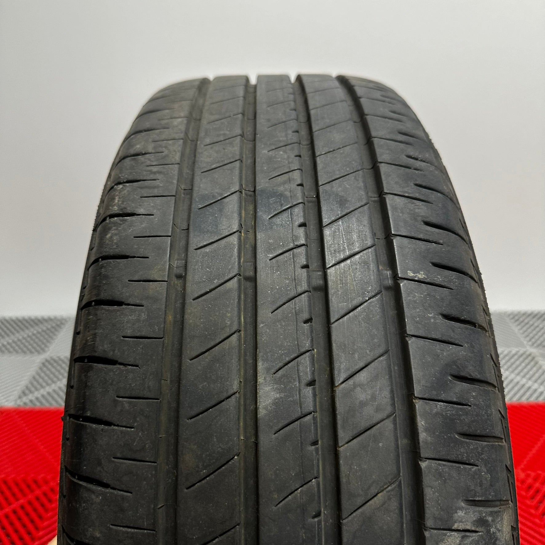 Janta Lexus UX R17 6.5J x17 Et40